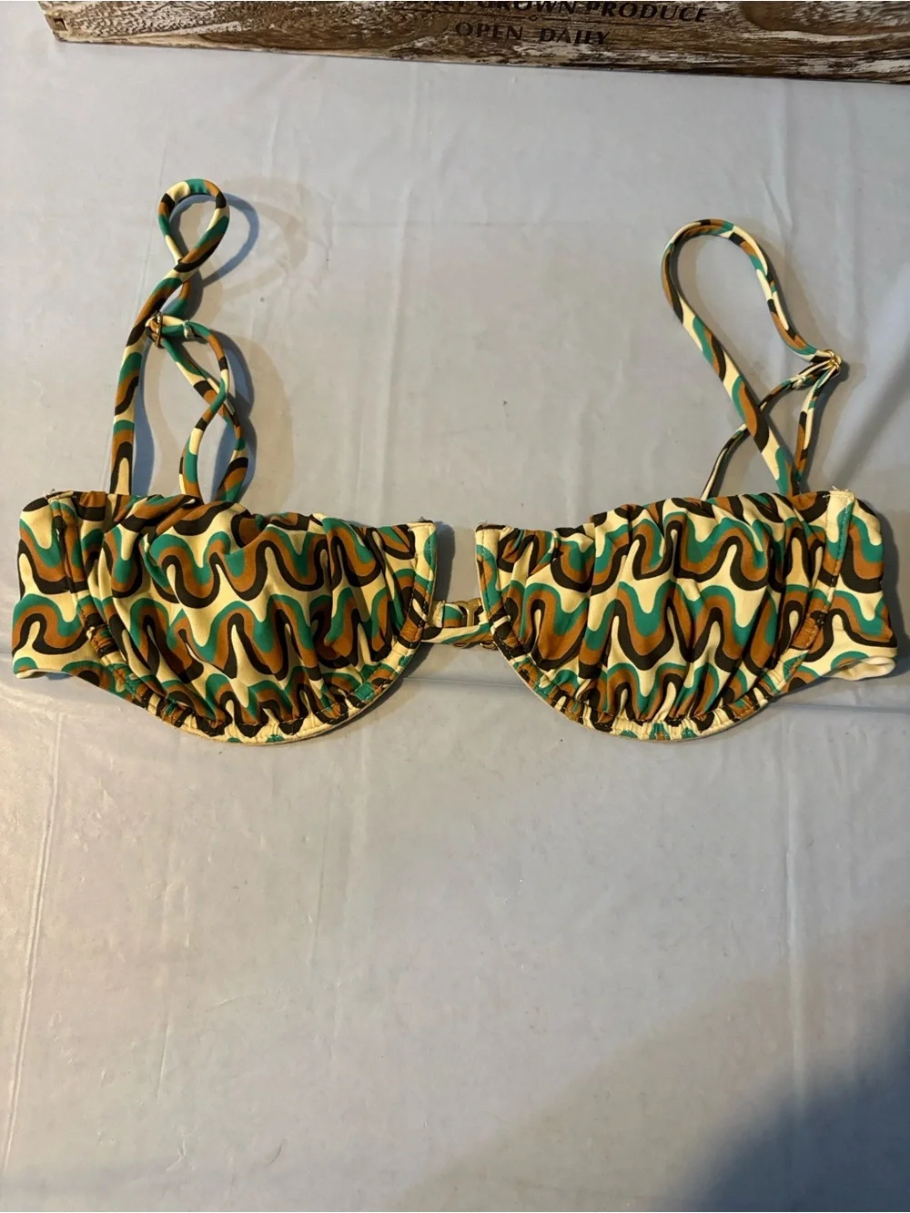 Montce Wave-Print Underwire Bikini Top & unbranded bikini bottom